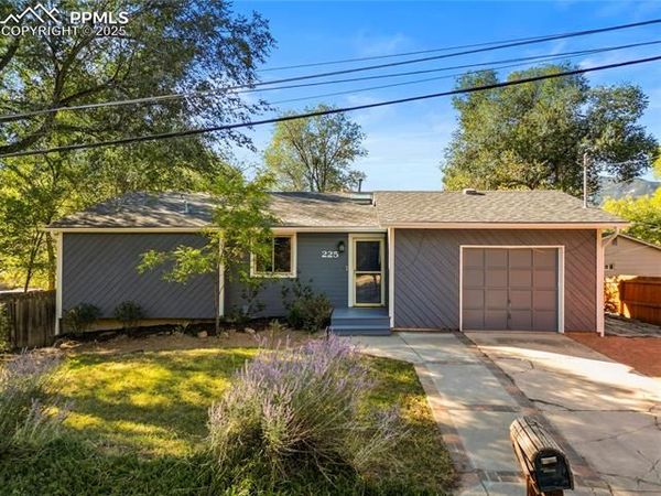 225 W Navajo Street, Colorado Springs, CO 80905