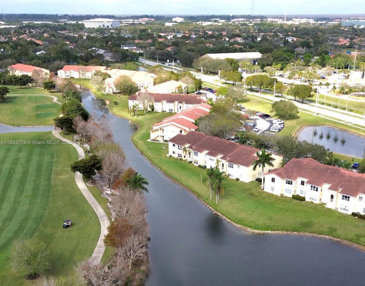 13090 Vista Isles Dr, Unit 124, Sunrise, FL 33325 Photo