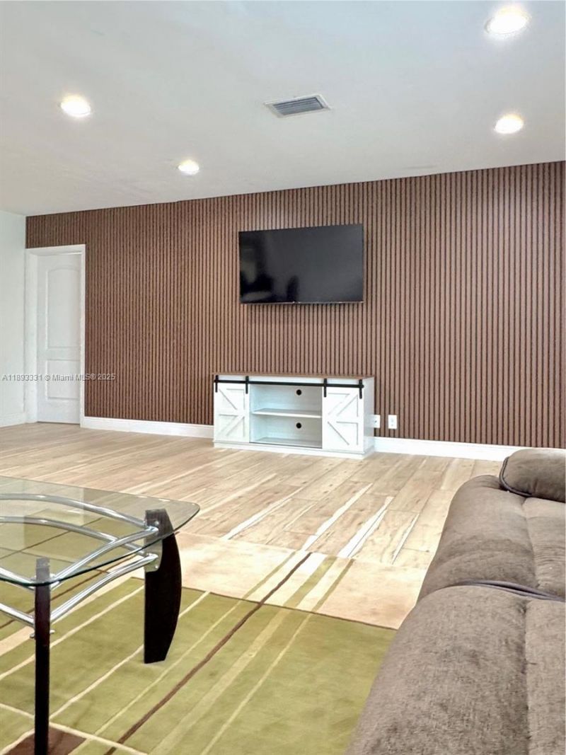 120 NE 9th Ave, Unit 120A, Deerfield Beach, FL 33441 Photo