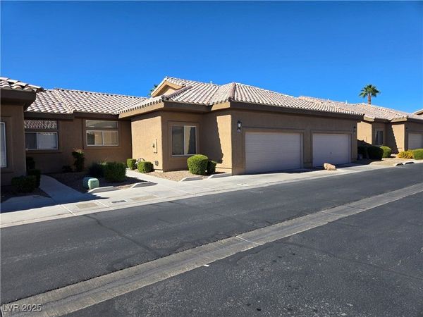 4749 Big Draw Drive, North Las Vegas, NV 89031