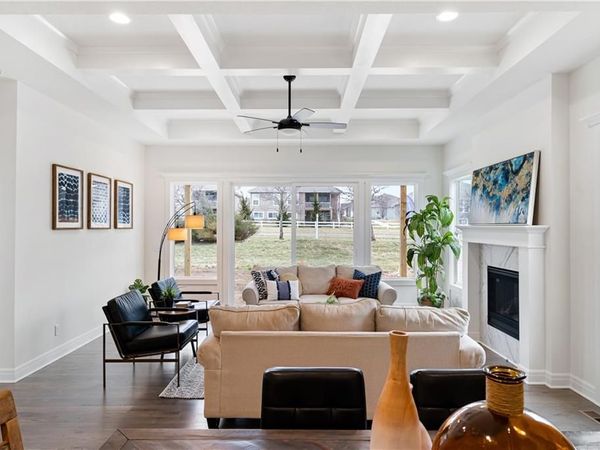 4835 NW Martin Street, Riverside, MO 64150