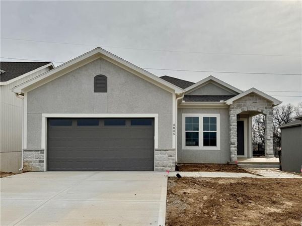 4845 NW Martin Street, Riverside, MO 64150
