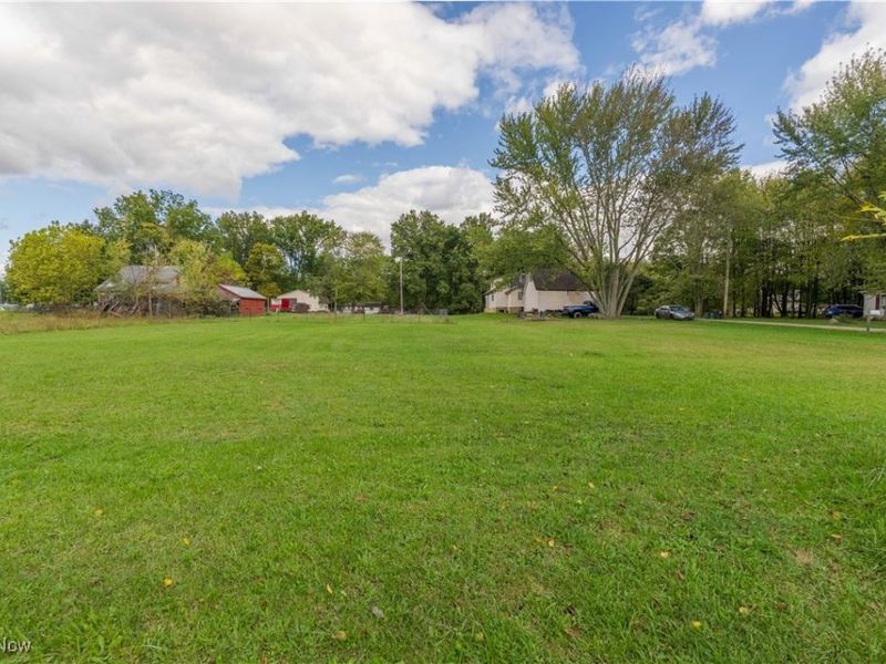 Winchester Street NE, Alliance, OH 44601 Photo 2