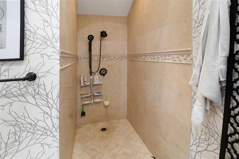 2851 Via Venezia, Deerfield Beach, FL 33442 Photo