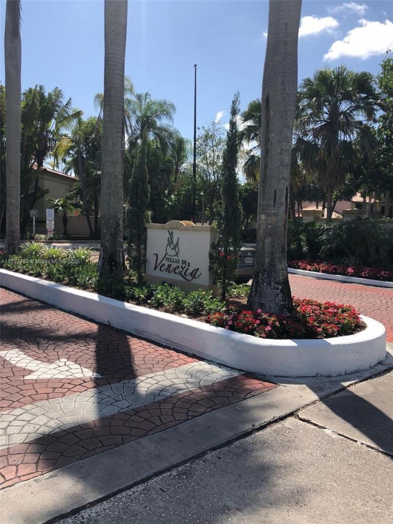 9861 Nob Hill Ct, Unit 9861, Sunrise, FL 33351 Photo