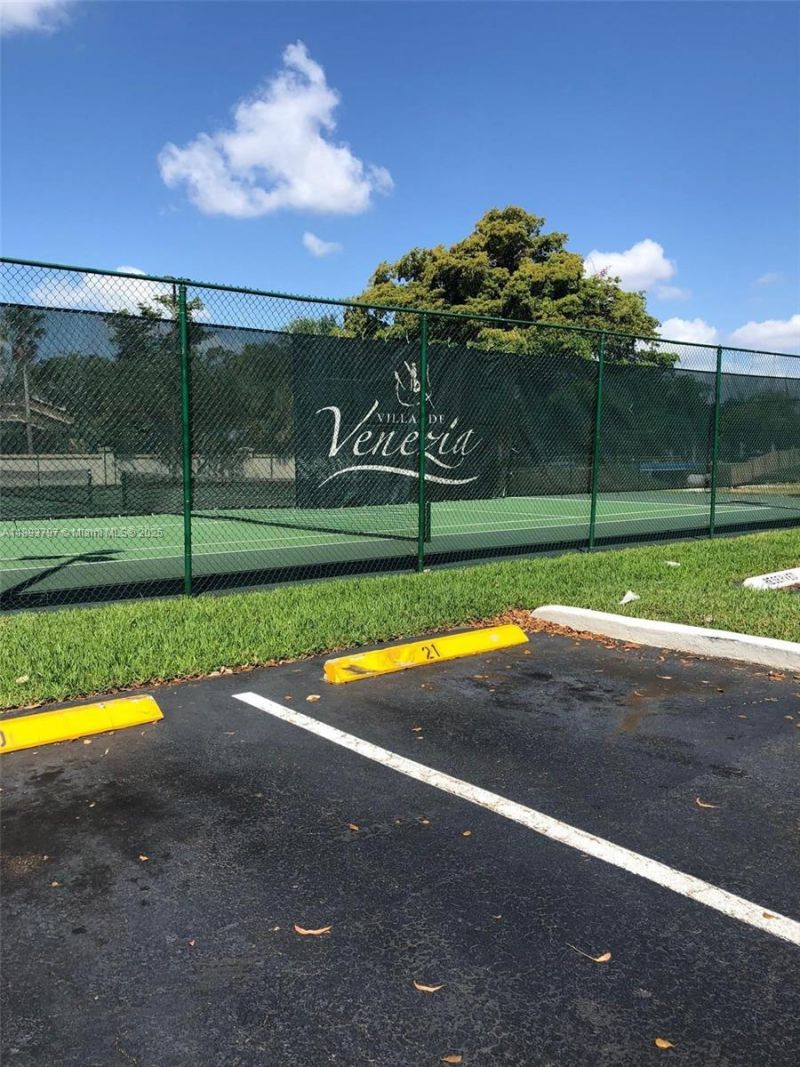 9861 Nob Hill Ct, Unit 9861, Sunrise, FL 33351 Photo