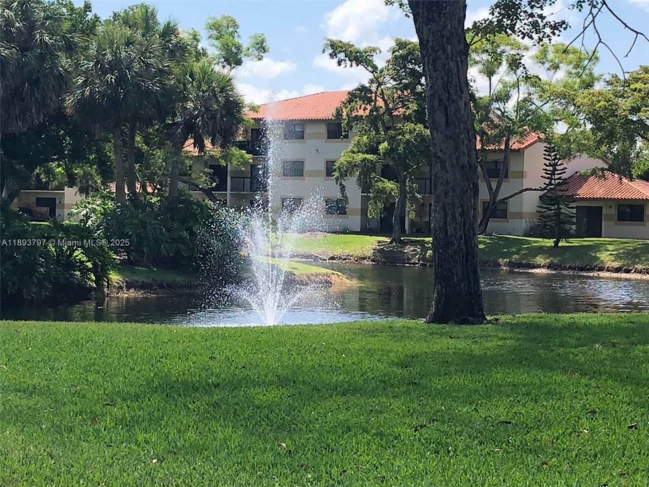 9861 Nob Hill Ct, Unit 9861, Sunrise, FL 33351 Photo