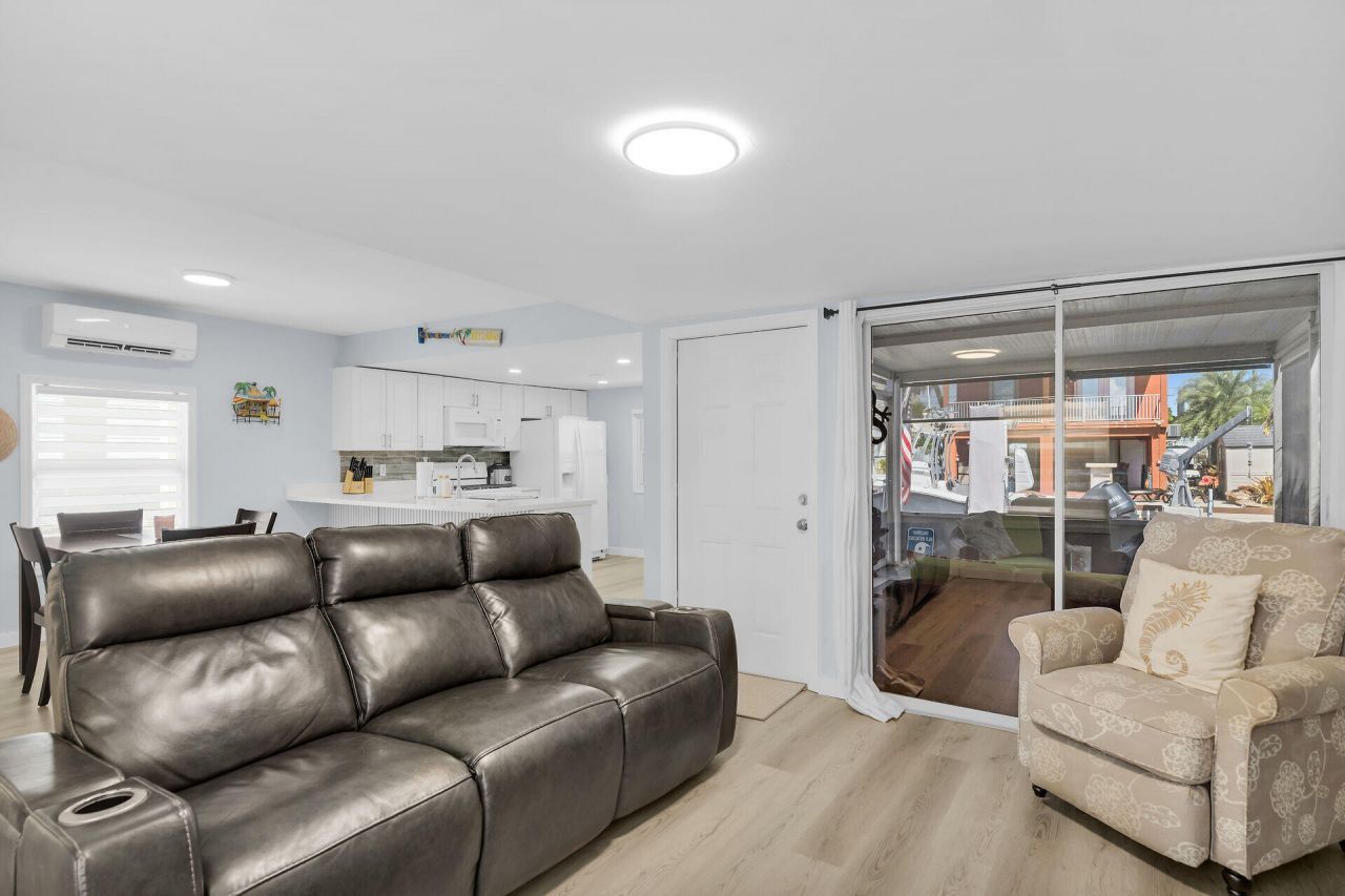 209 Buttonwood Avenue, Key Largo, FL 33037 Photo