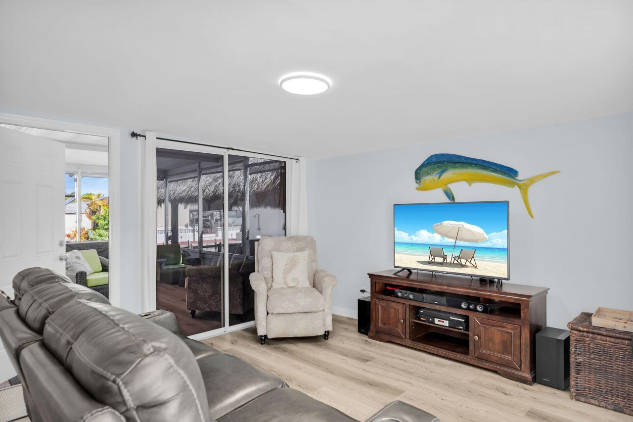 209 Buttonwood Avenue, Key Largo, FL 33037 Photo