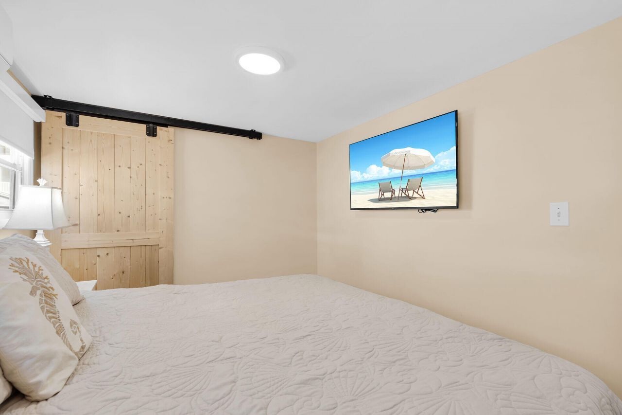 209 Buttonwood Avenue, Key Largo, FL 33037 Photo