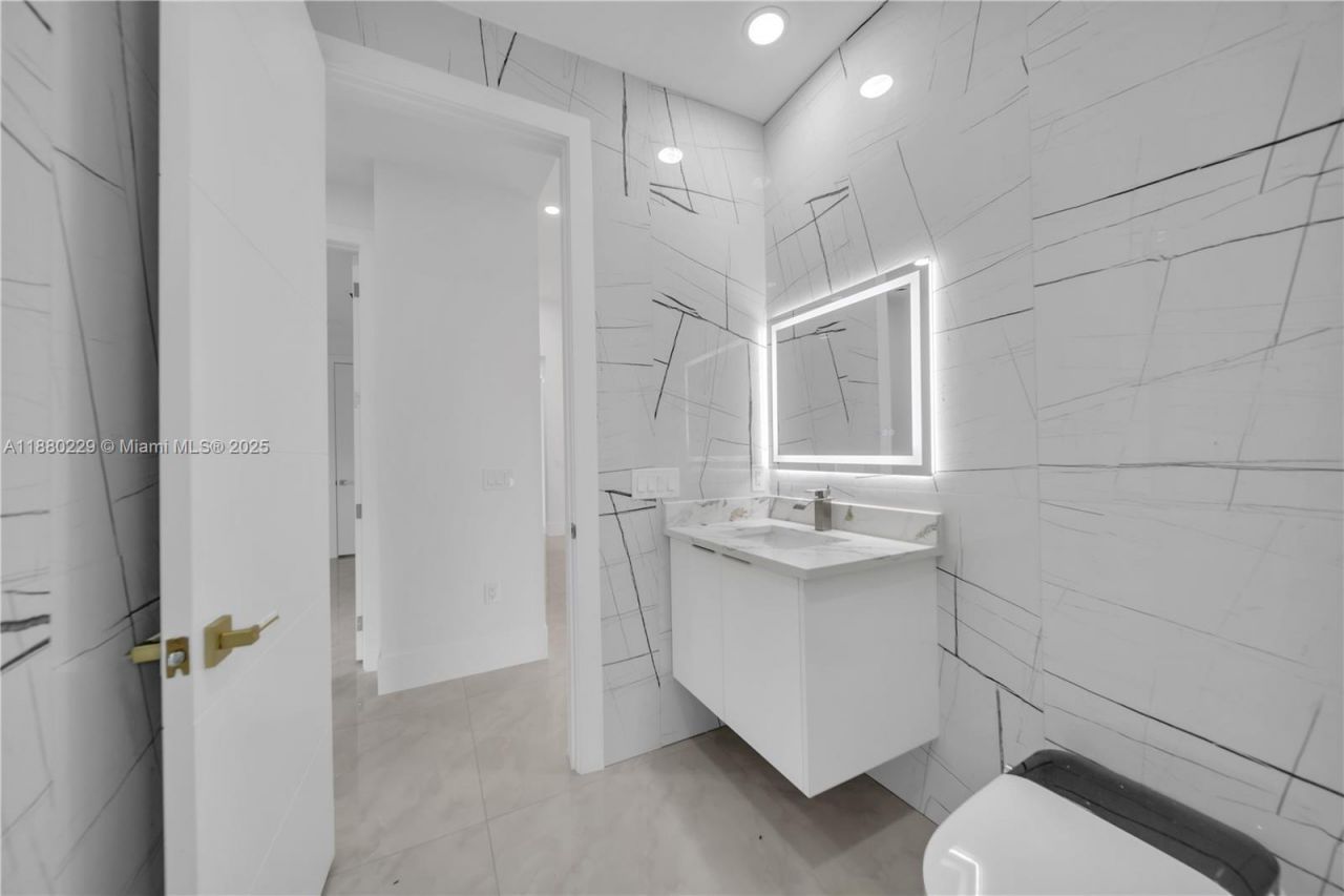 1913 Irving Ave, Lehigh Acres, FL 33972 Photo