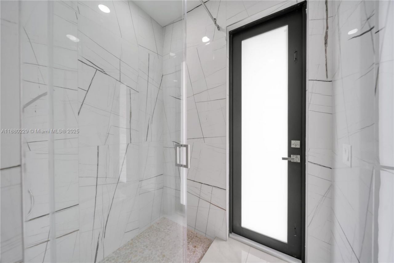 1913 Irving Ave, Lehigh Acres, FL 33972 Photo