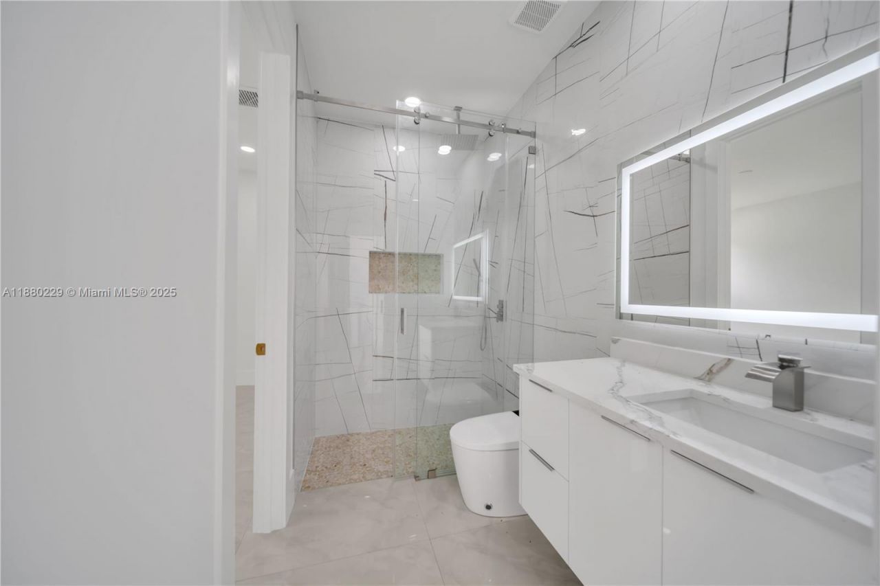 1913 Irving Ave, Lehigh Acres, FL 33972 Photo