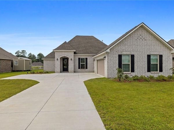 44185 LAKE WILLOW Drive, Hammond, LA 70403