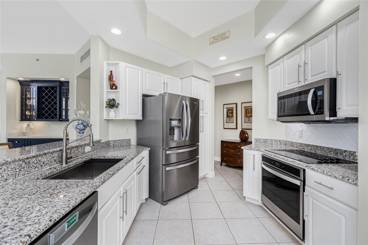 3313 Sunset Key Cir, Unit 701, Punta Gorda, FL 33955 Photo