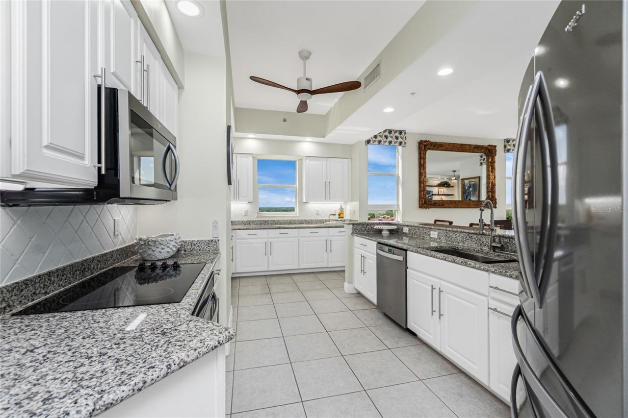 3313 Sunset Key Cir, Unit 701, Punta Gorda, FL 33955 Photo