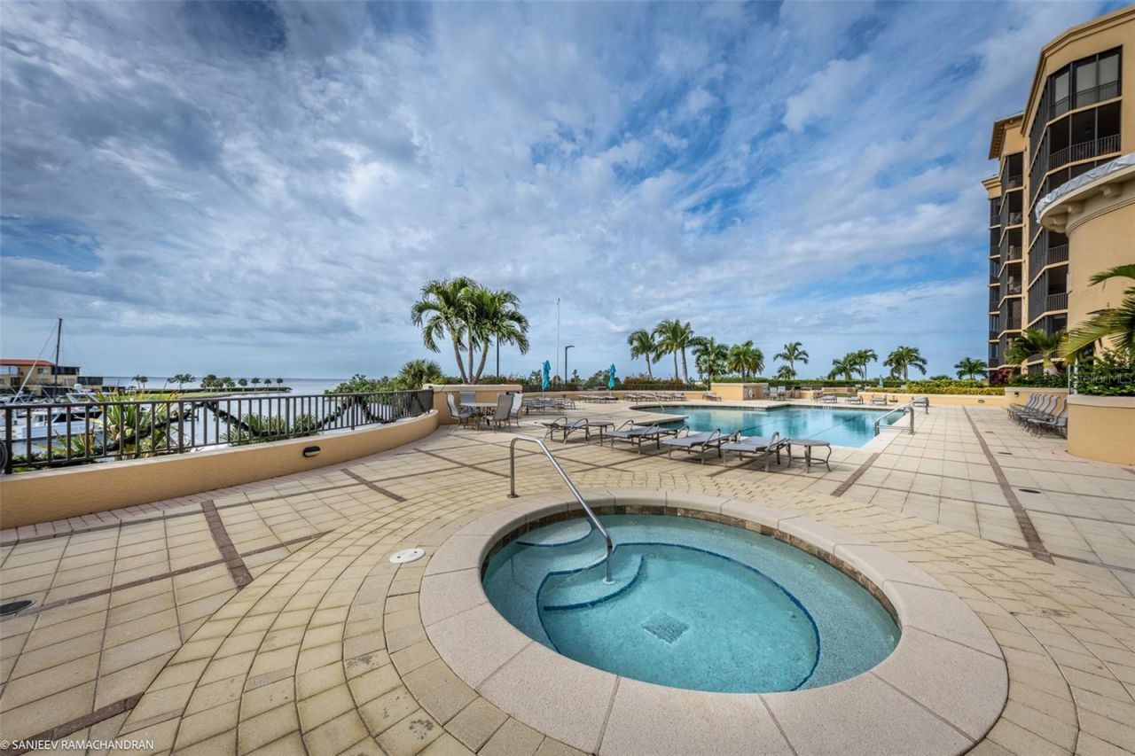 3313 Sunset Key Cir, Unit 701, Punta Gorda, FL 33955 Photo