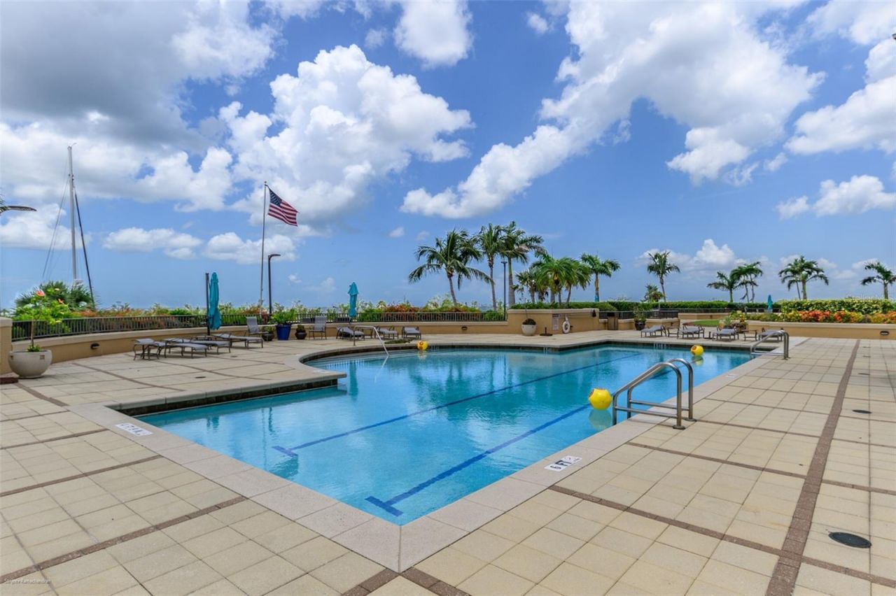 3313 Sunset Key Cir, Unit 701, Punta Gorda, FL 33955 Photo