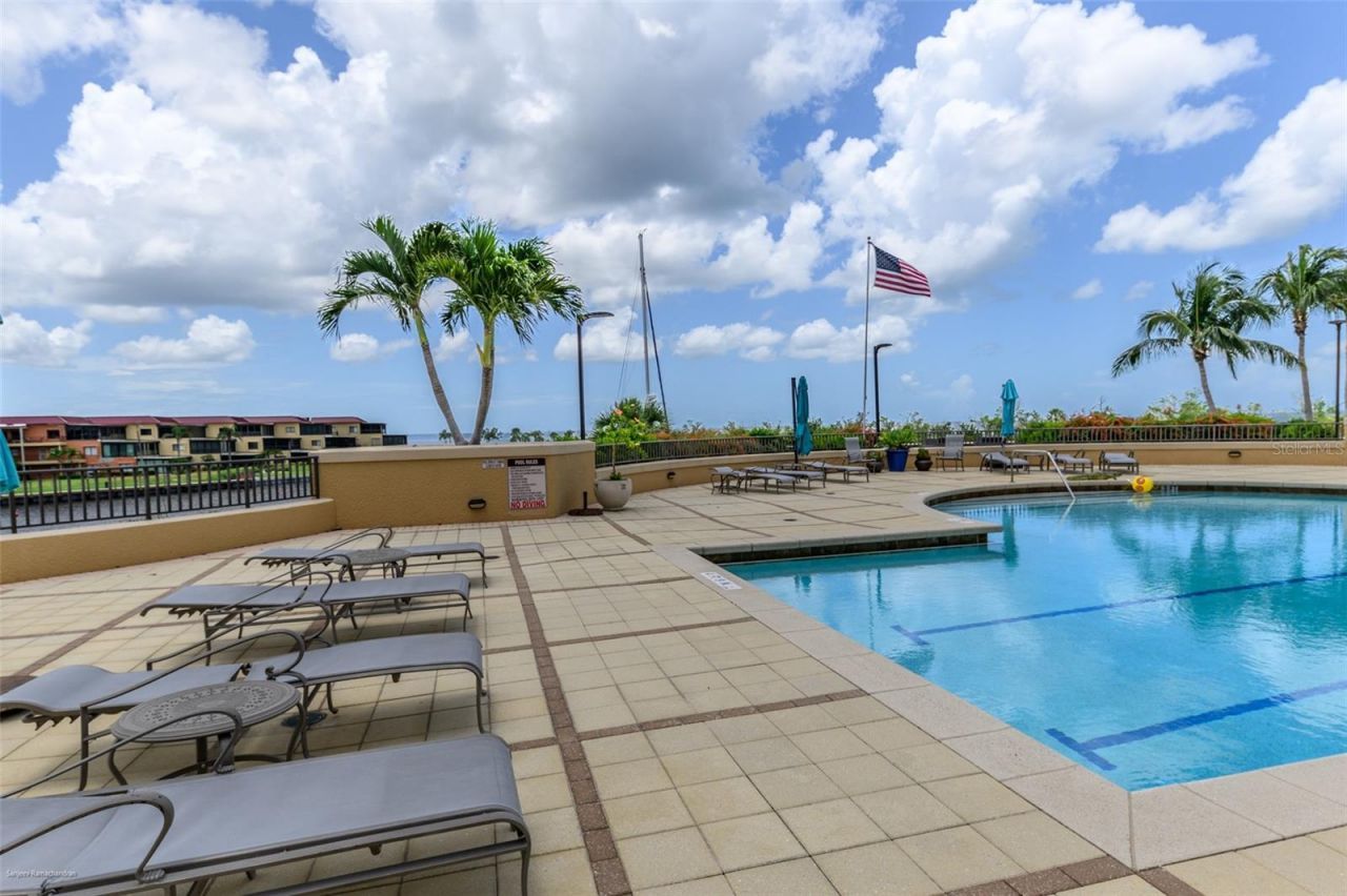 3313 Sunset Key Cir, Unit 701, Punta Gorda, FL 33955 Photo