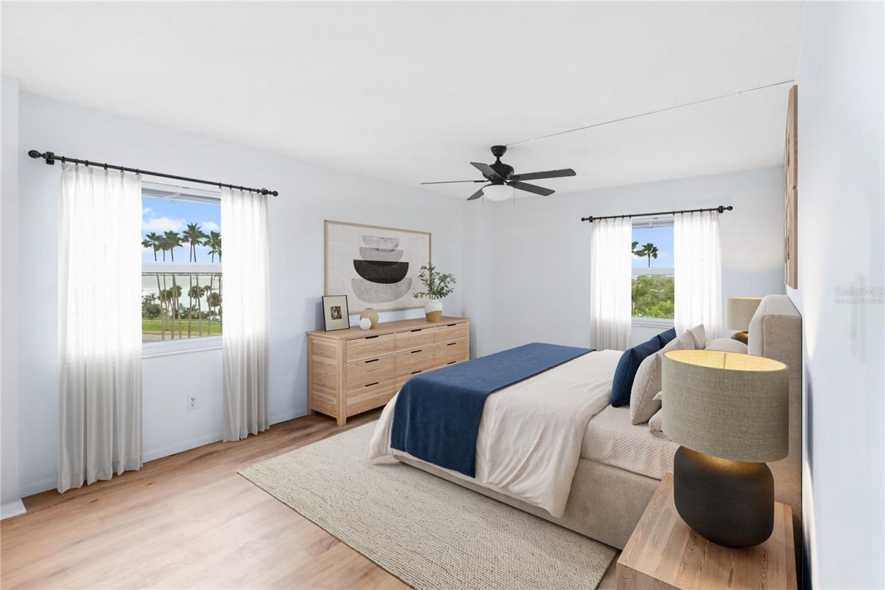 435 S Gulfstream Avenue, Unit 403, Sarasota, FL 34236 Photo