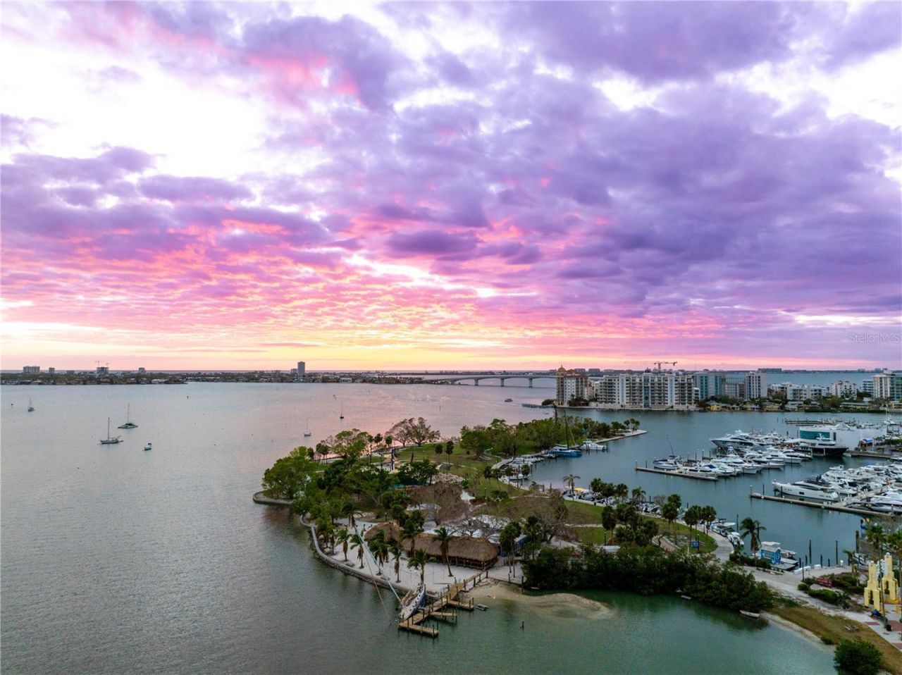 435 S Gulfstream Avenue, Unit 403, Sarasota, FL 34236 Photo