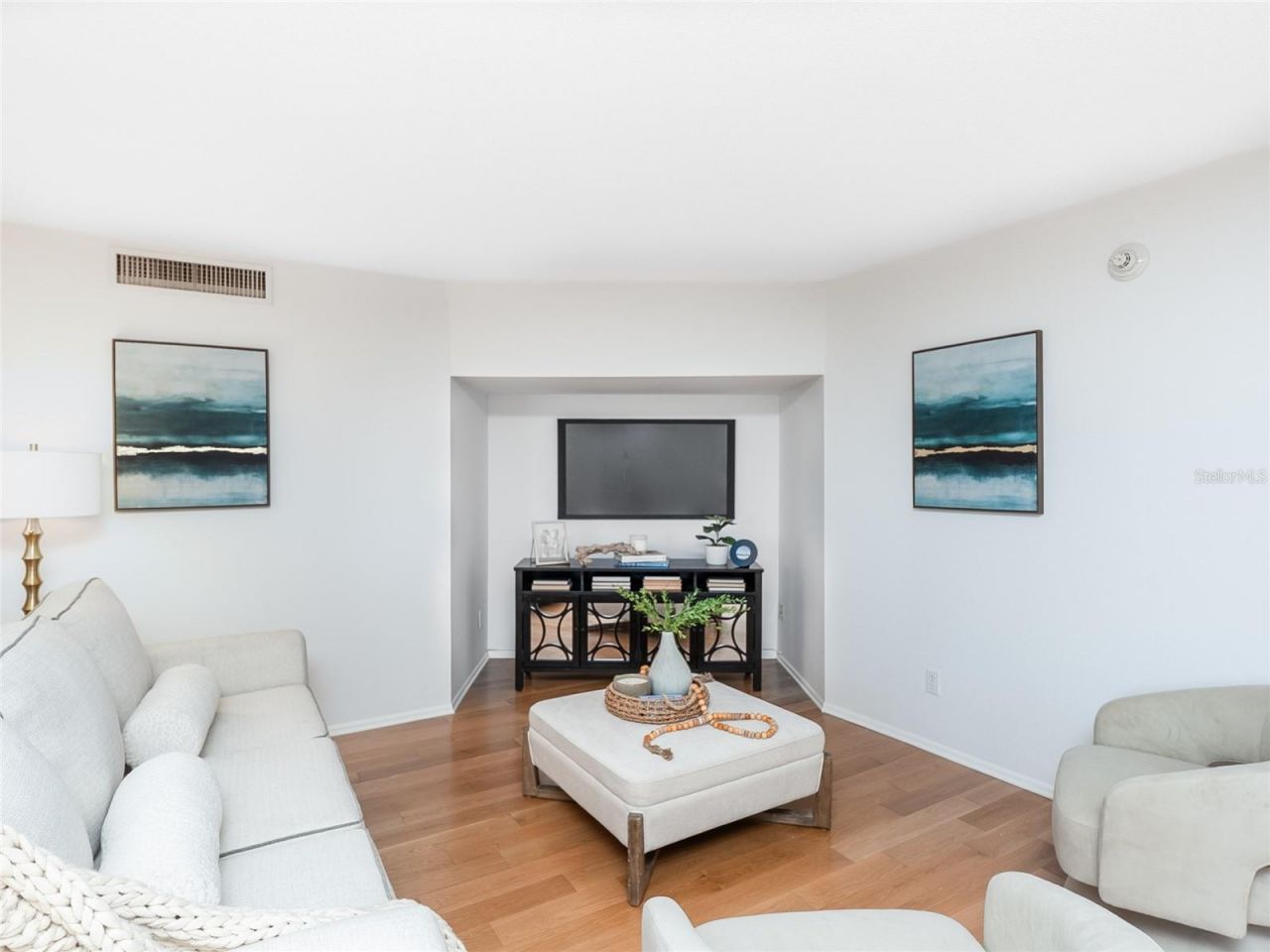 435 S Gulfstream Avenue, Unit 403, Sarasota, FL 34236 Photo