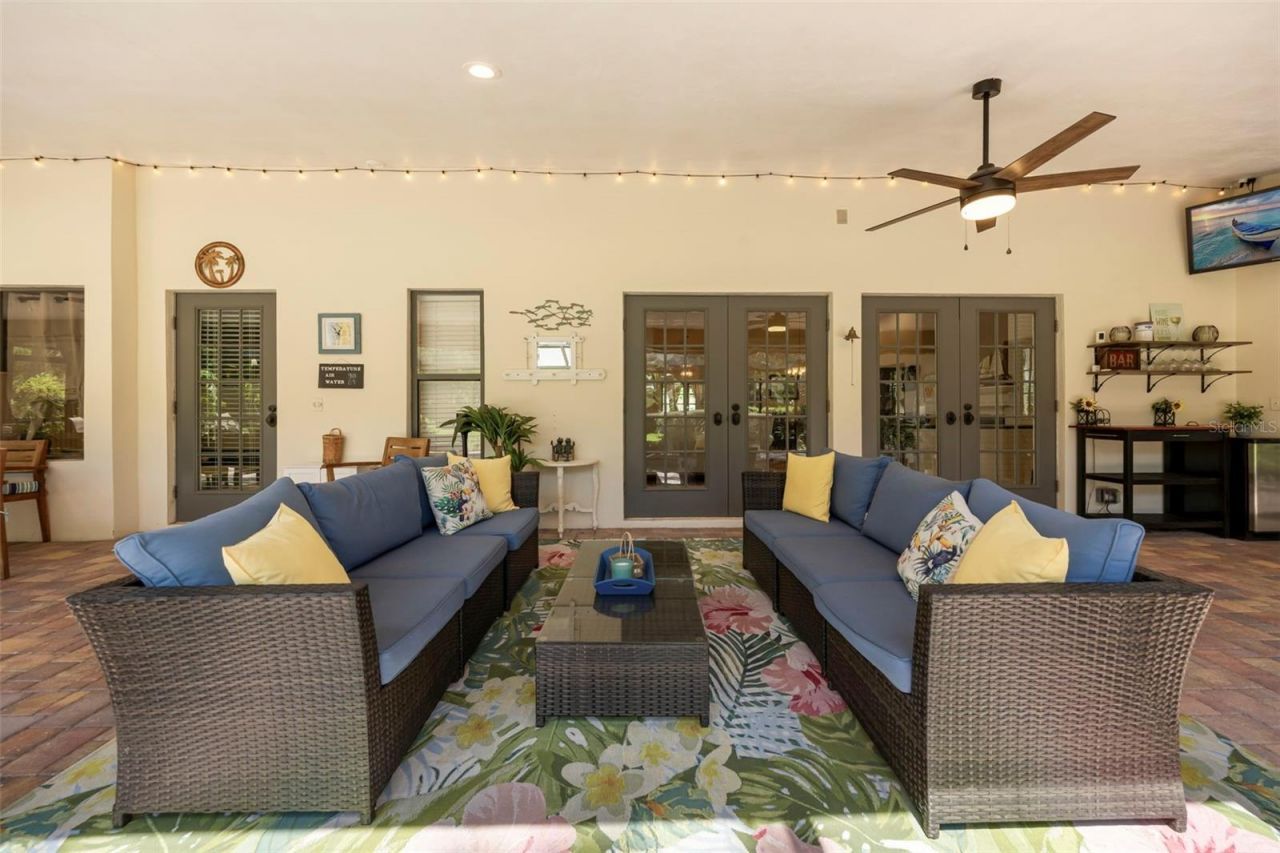 632 Royal Dornock Court, Tarpon Springs, FL 34688 Photo