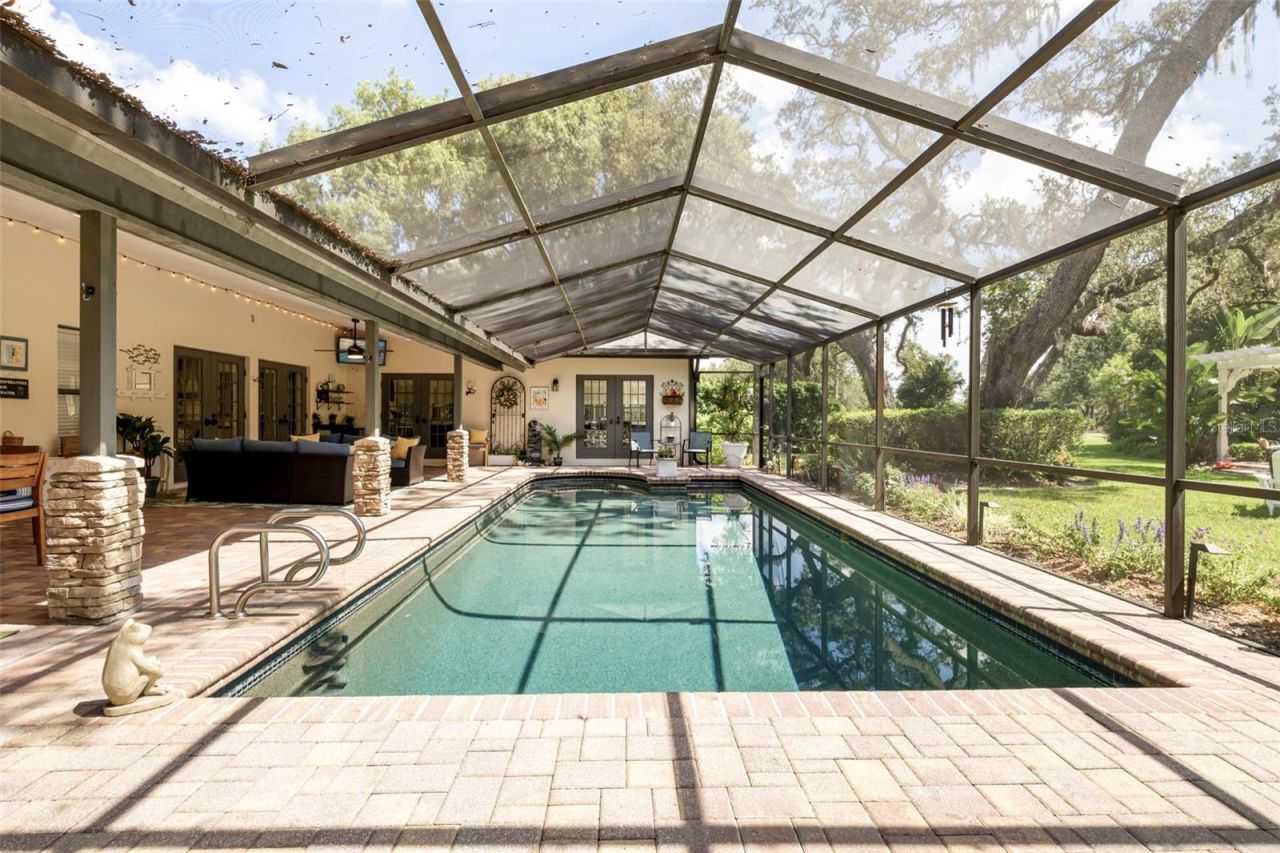 632 Royal Dornock Court, Tarpon Springs, FL 34688 Photo