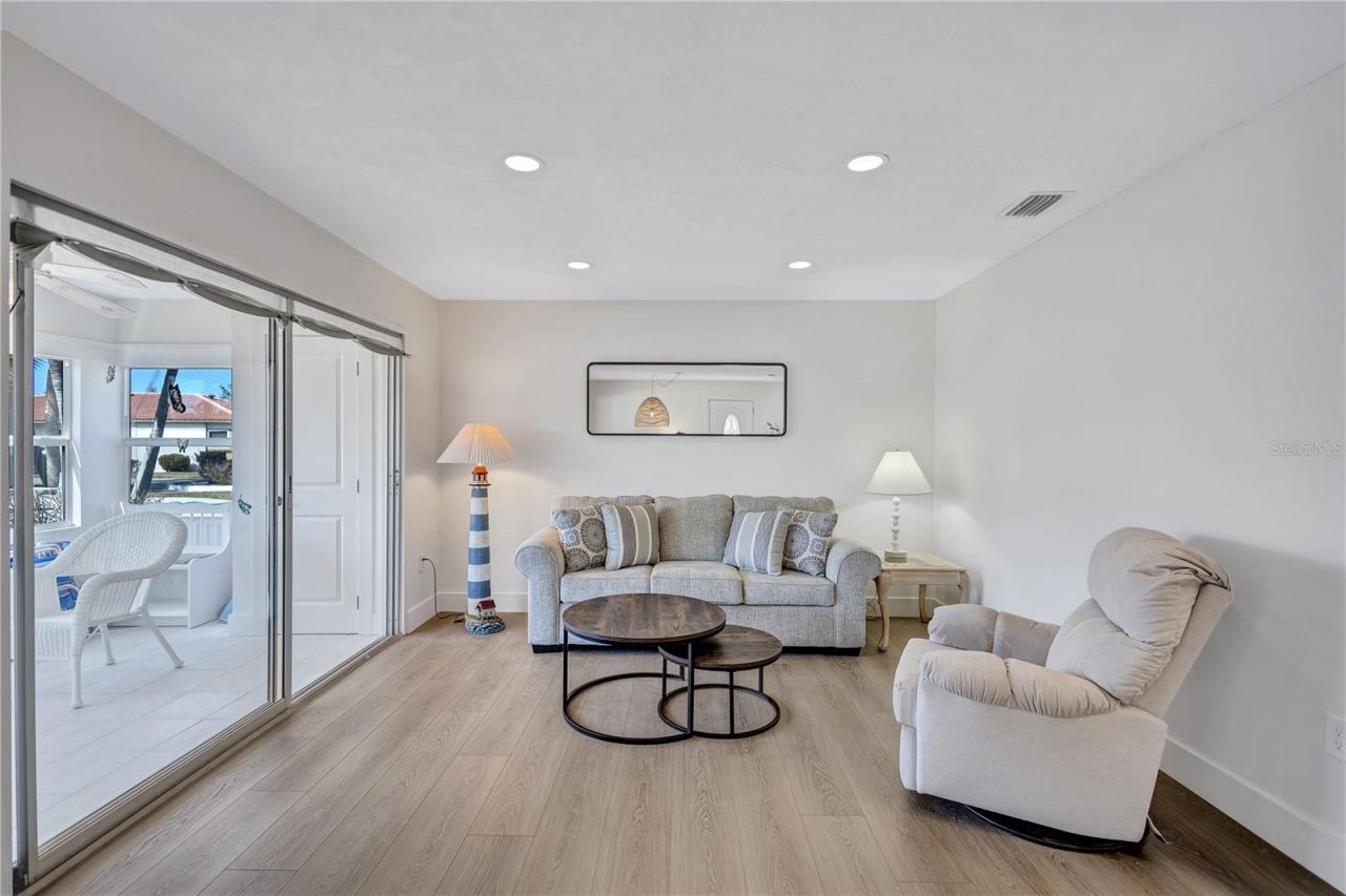 185 Vista Hermosa Circle, Sarasota, FL 34242 Photo