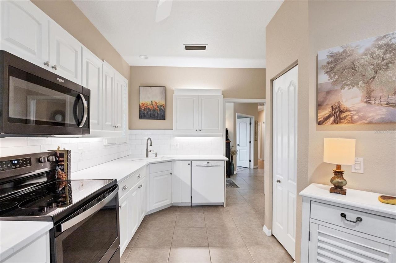 914 Barclay Court, Venice, FL 34293 Photo