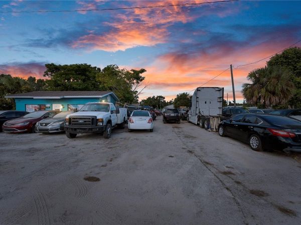 5712 15TH STREET E, BRADENTON, FL 34203