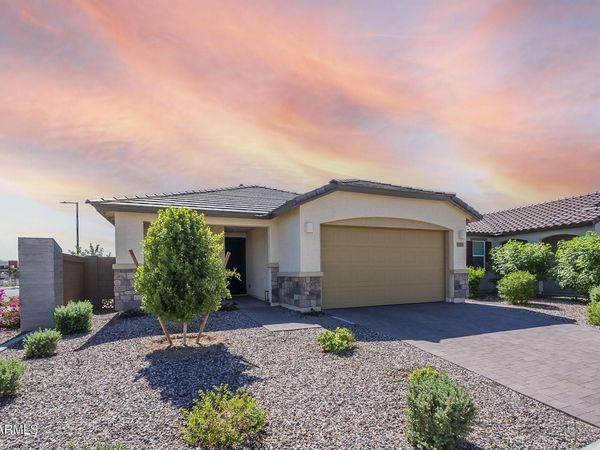 15551 W KENDALL Street, Goodyear, AZ 85338