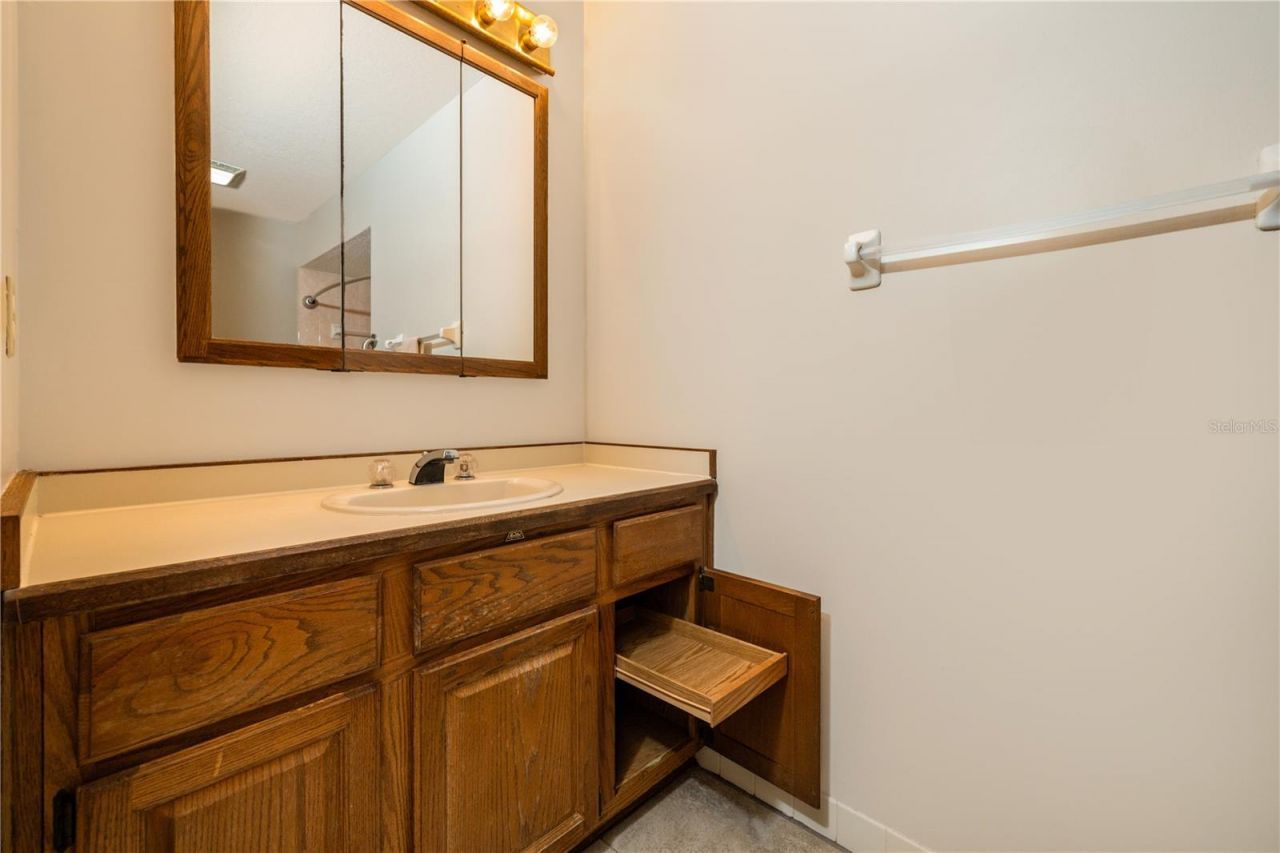 367 Castlewood Lane, New Smyrna Beach, FL 32168 Photo