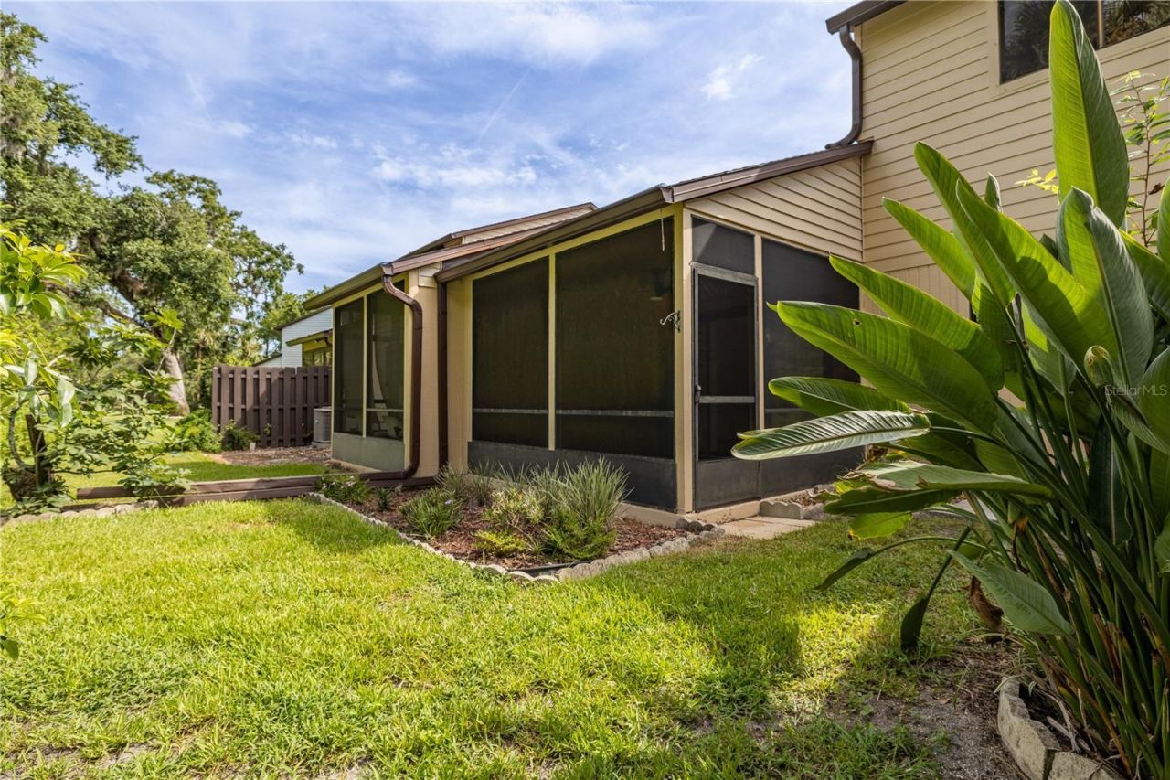 367 Castlewood Lane, New Smyrna Beach, FL 32168 Photo