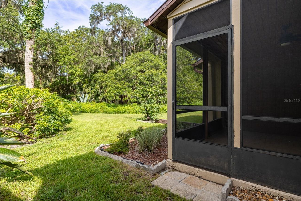 367 Castlewood Lane, New Smyrna Beach, FL 32168 Photo
