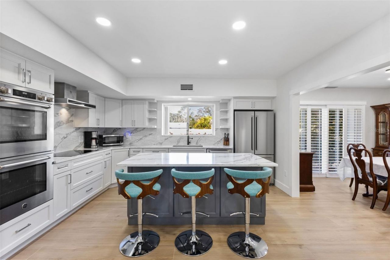 7100 Park Street S, Saint Petersburg, FL 33707 Photo