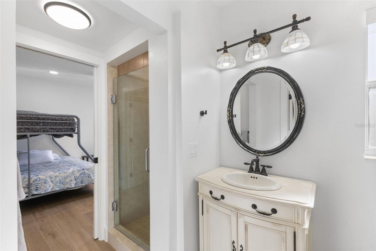 7100 Park Street S, Saint Petersburg, FL 33707 Photo