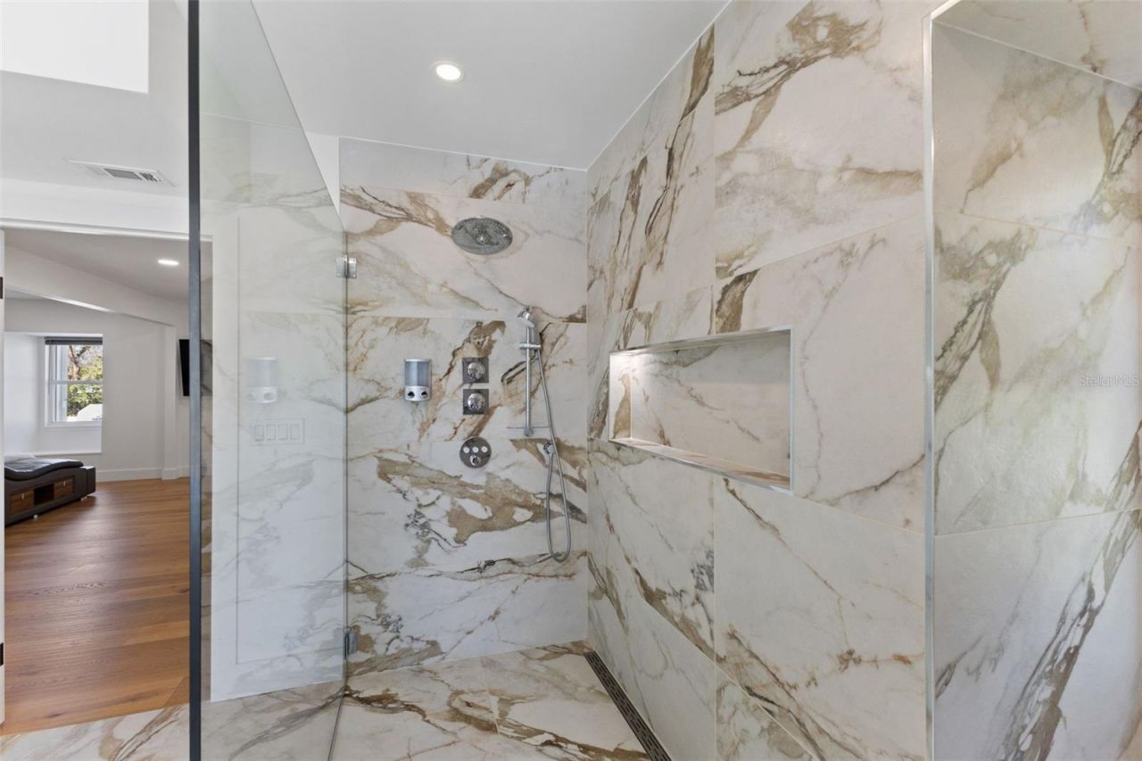 7100 Park Street S, Saint Petersburg, FL 33707 Photo