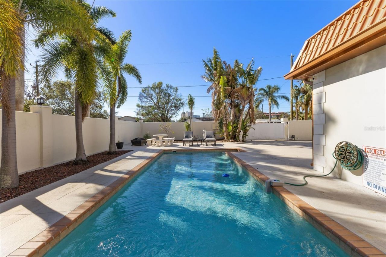 7100 Park Street S, Saint Petersburg, FL 33707 Photo