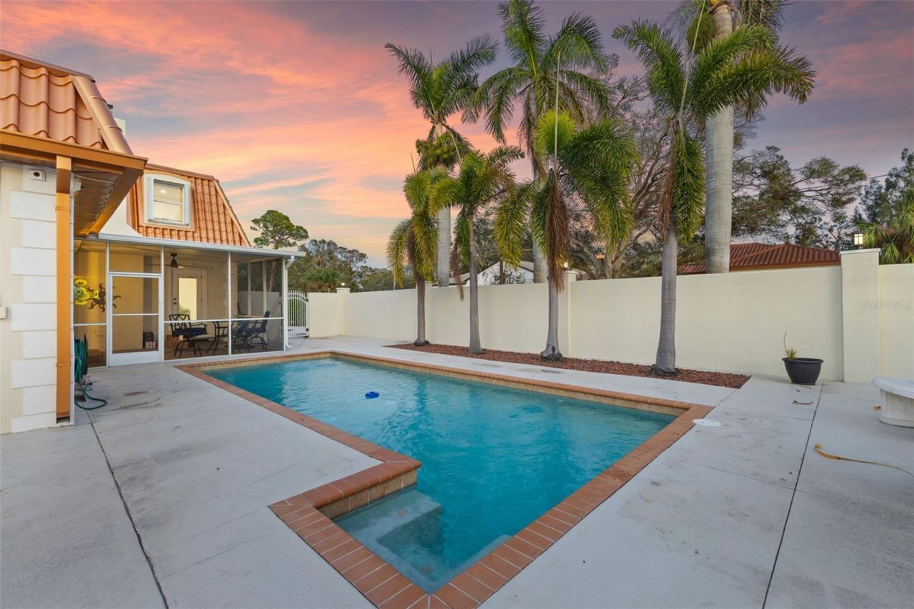 7100 Park Street S, Saint Petersburg, FL 33707 Photo