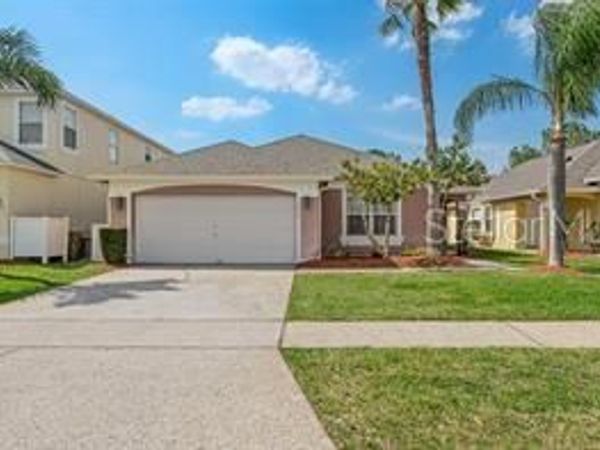 1015 LAKE BERKLEY DRIVE, KISSIMMEE, FL 34746