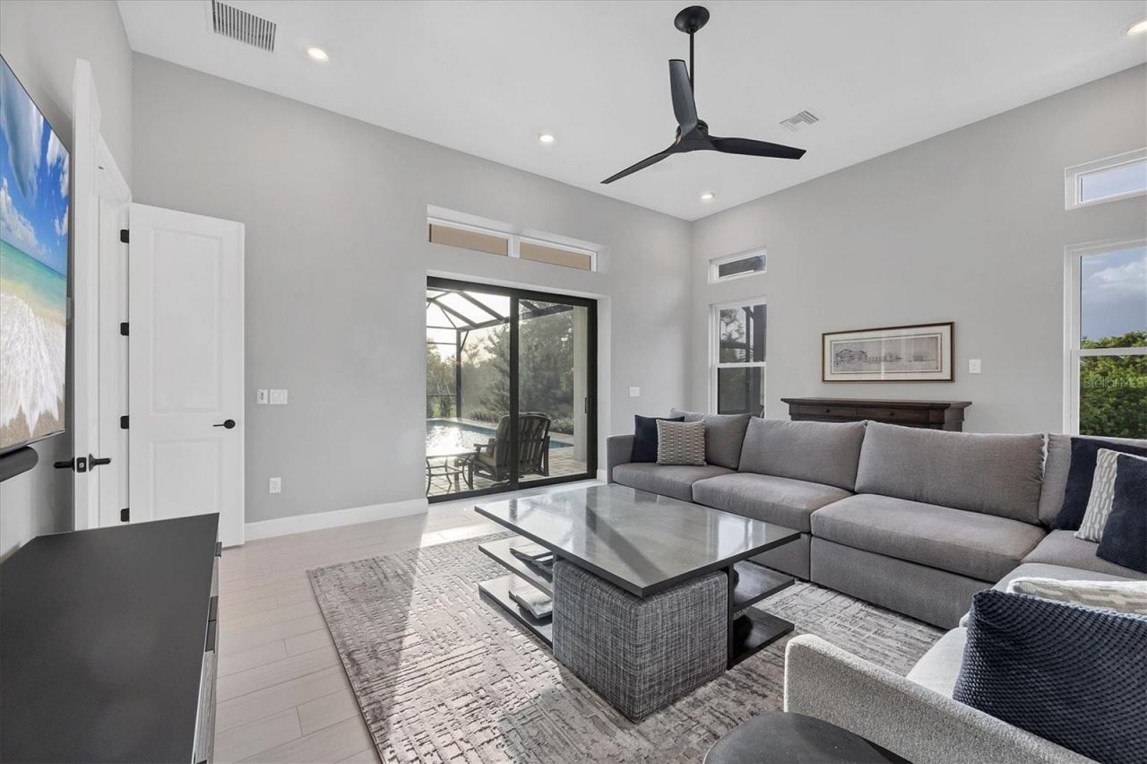 15107 Derna Terrace, Lakewood Ranch, FL 34211 Photo