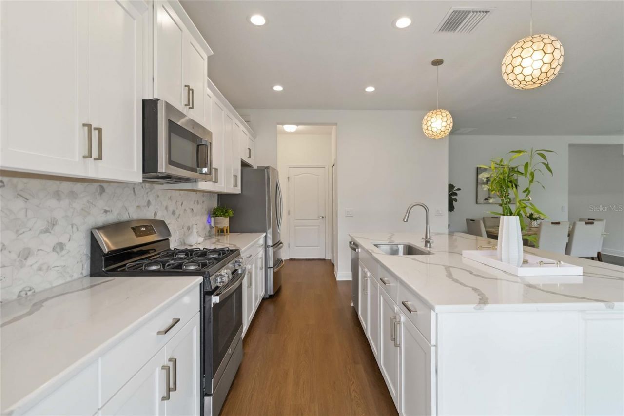 10109 Canaveral Circle, Sarasota, FL 34241 Photo