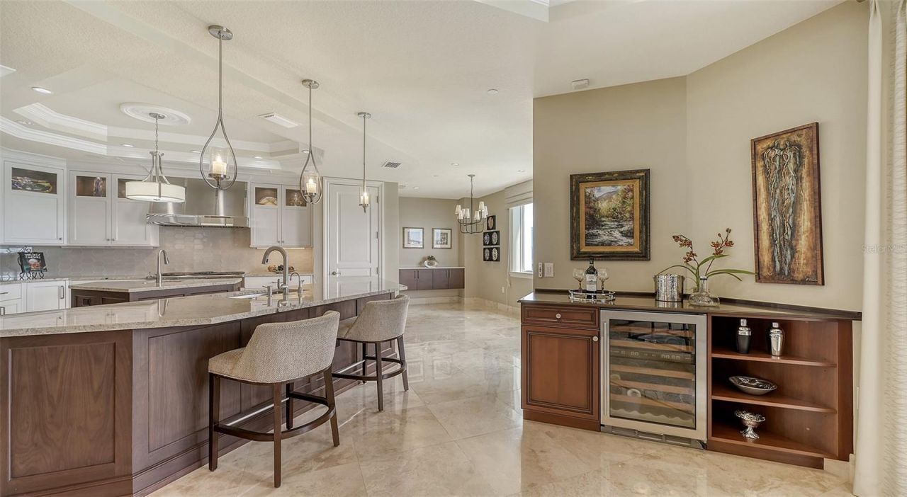 464 Golden Gate Point, Unit 702, Sarasota, FL 34236 Photo