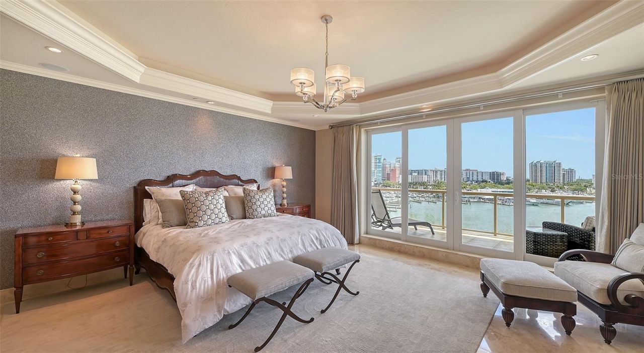 464 Golden Gate Point, Unit 702, Sarasota, FL 34236 Photo