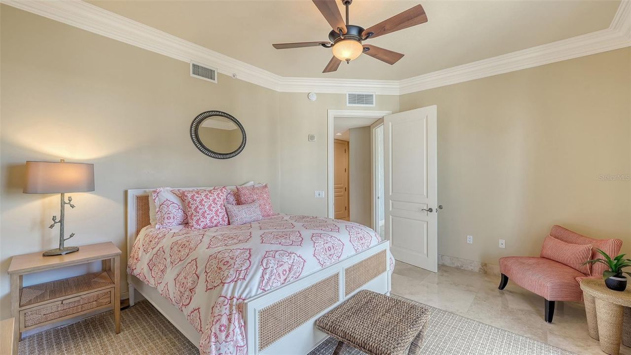 464 Golden Gate Point, Unit 702, Sarasota, FL 34236 Photo