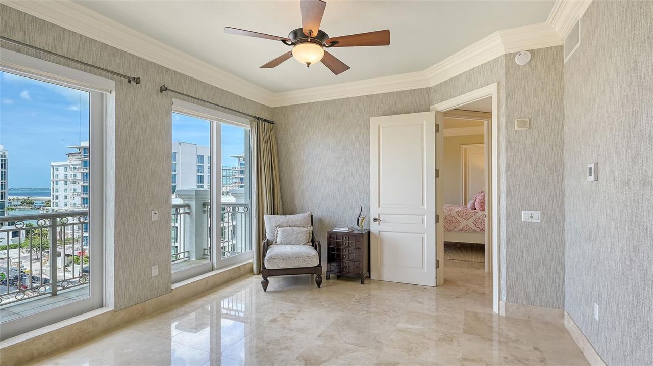 464 Golden Gate Point, Unit 702, Sarasota, FL 34236 Photo