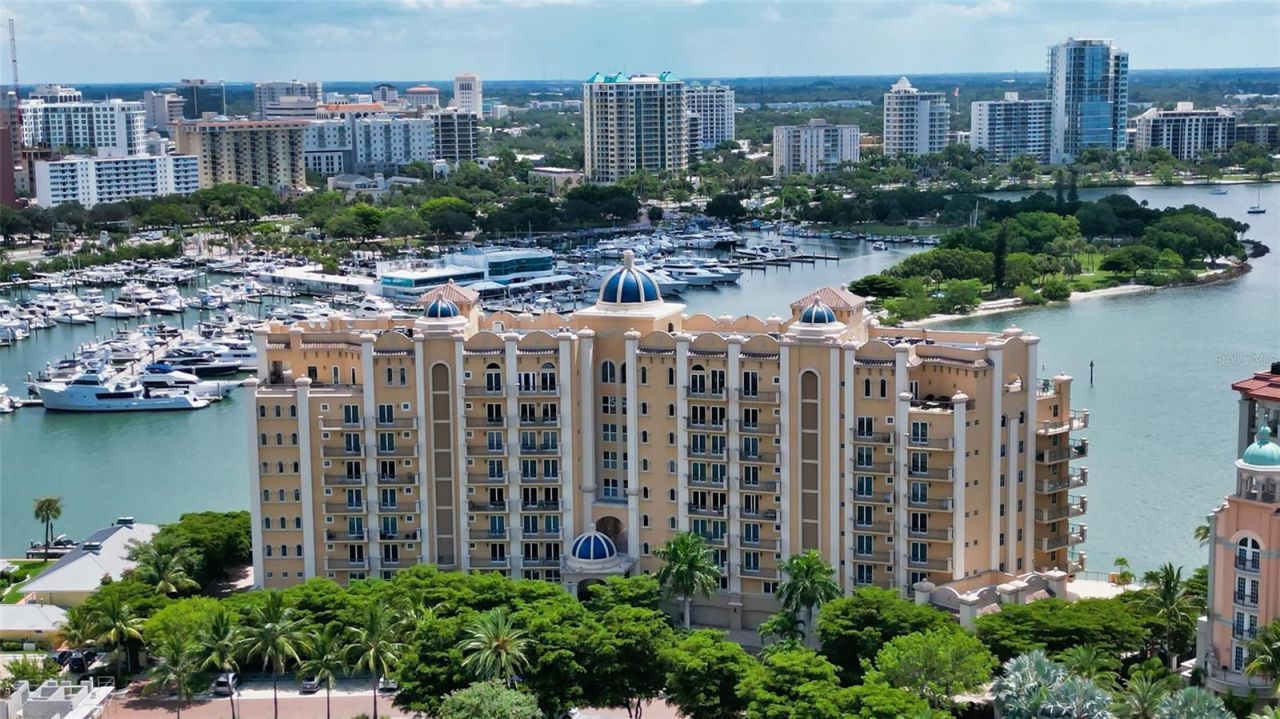 464 Golden Gate Point, Unit 702, Sarasota, FL 34236 Photo