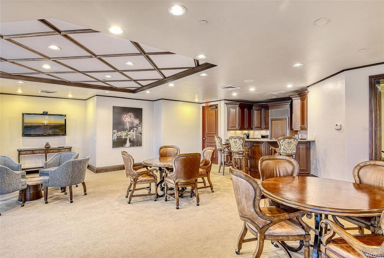 464 Golden Gate Point, Unit 702, Sarasota, FL 34236 Photo