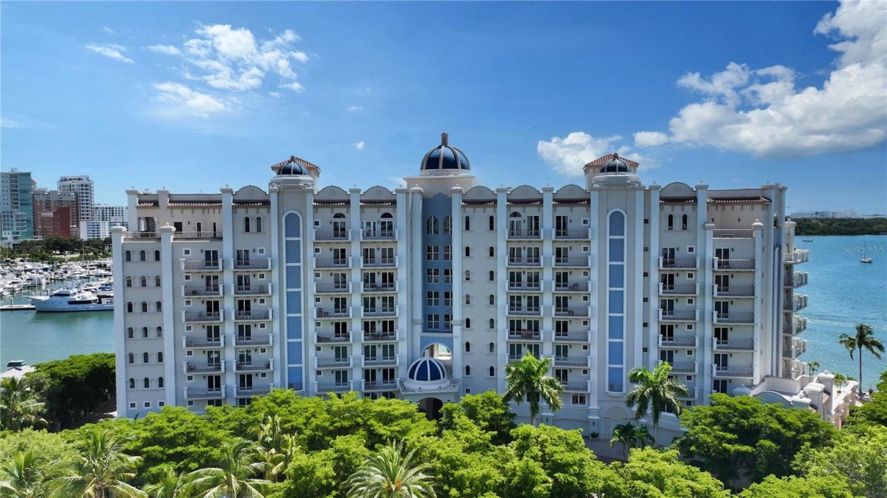 464 Golden Gate Point, Unit 702, Sarasota, FL 34236 Photo